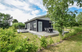 Lovely Home In Juelsminde With Kitchen Sønderby